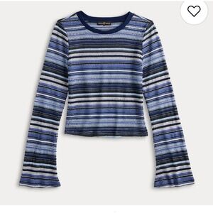 Juniors' Almost Famous Bell Sleeve Cropped Crochet T-Shirt Size L Color Blue